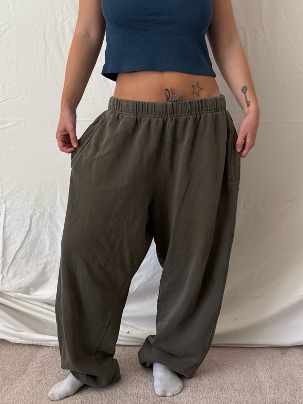skims olive green 100% cotton sweats